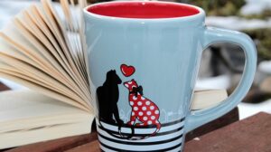 Kebiasaan wanita korea minum kopi