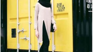 HOTD dengan atasan boxy sweater slit