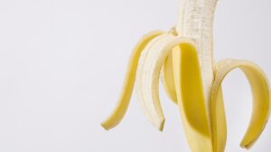 konsumsi pisang saat batuk